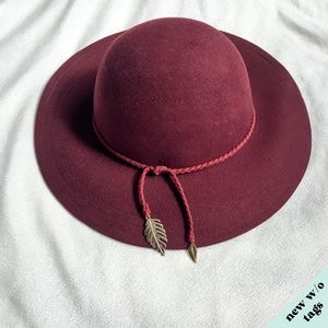 NWOT H&M Burgundy/Maroon Wool Floppy Hat M/56